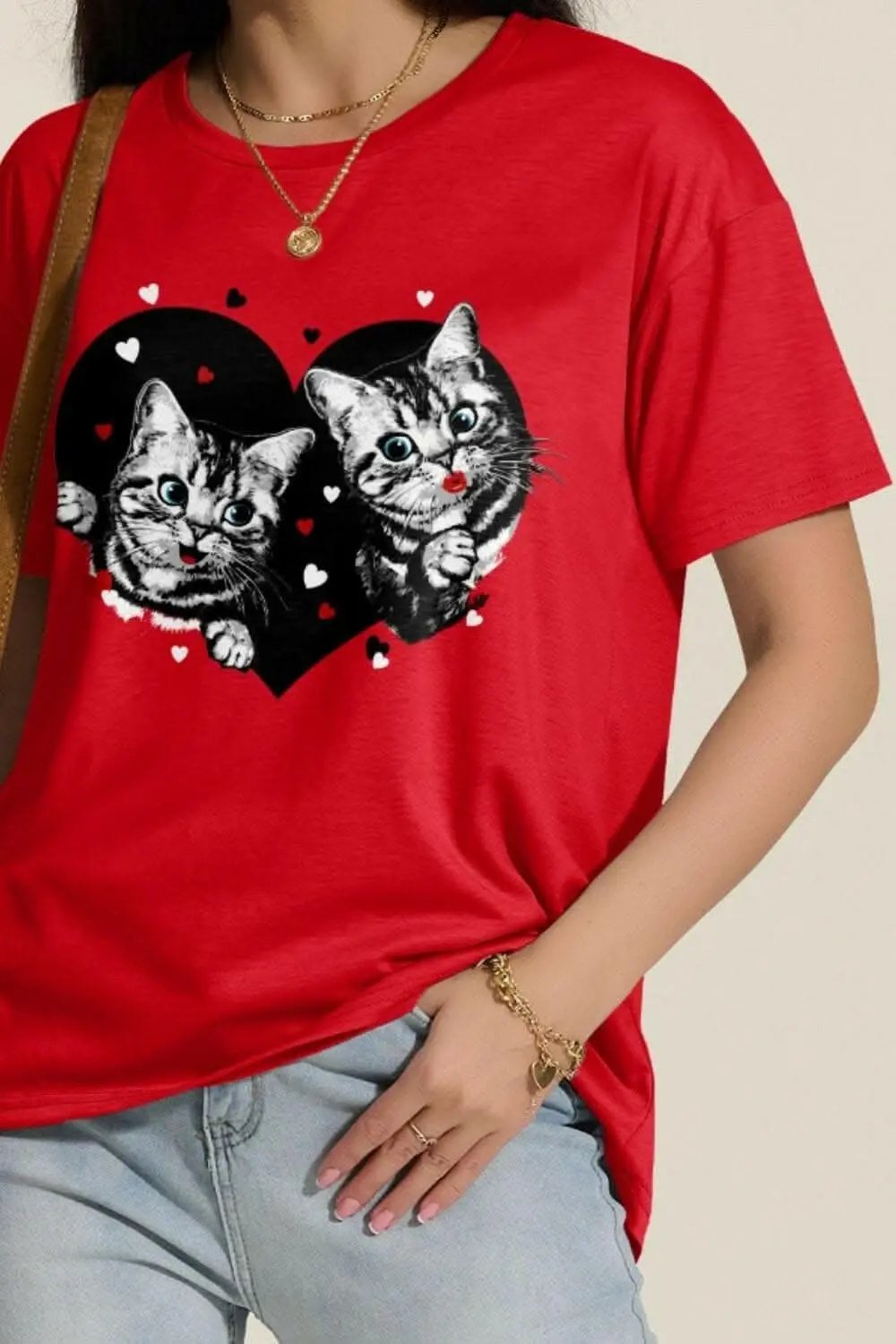 Chic Cat Print Tee - Oversized Design - Love Salve